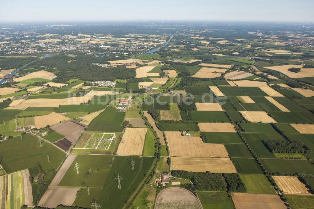 Luftbild Datteln - Feld- Strukturen und landwirtschaftliche Nutzflächen bei Datteln im Bundesland Nordrhein-Westfalen