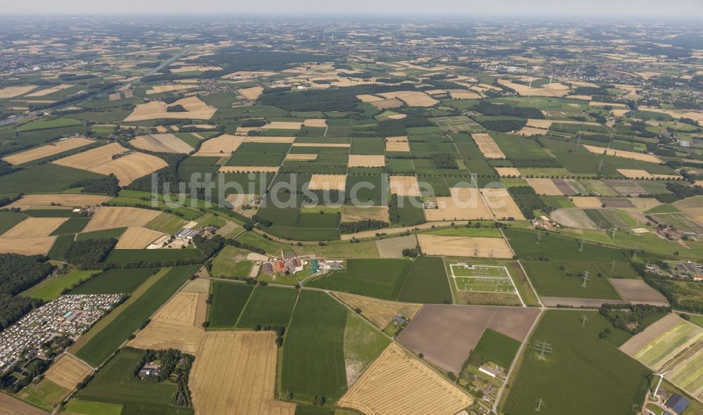 Luftbild Datteln - Feld- Strukturen und landwirtschaftliche Nutzflächen bei Datteln im Bundesland Nordrhein-Westfalen