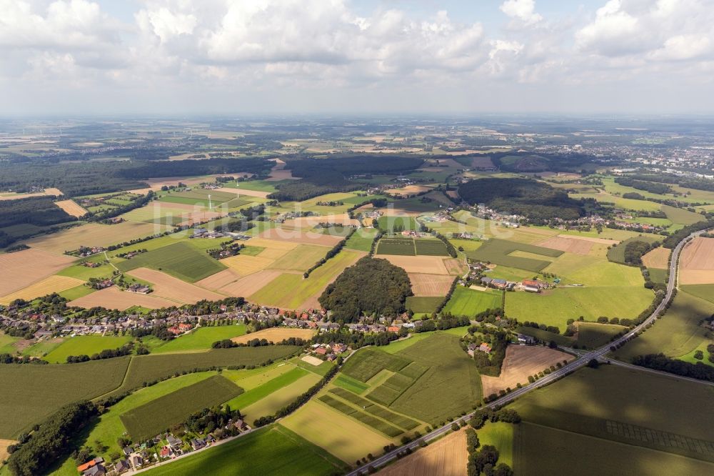 Neukirchen-Vluyen von oben - Felder um Neukirchen-Vluyn im Bundesland Nordrhein-Westfalen