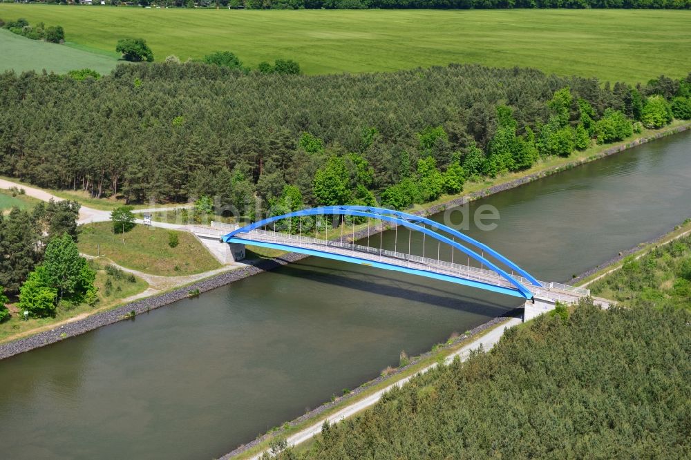 Luftaufnahme Detershagen - Feldwegbrücke Schartau Detershagen über dem Elbe-Havel-Kanal im Bundesland Sachsen-Anhalt