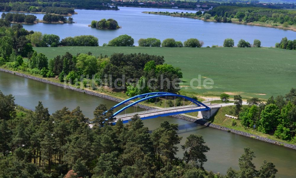 Luftaufnahme Detershagen - Feldwegbrücke Schartau Detershagen über dem Elbe-Havel-Kanal im Bundesland Sachsen-Anhalt