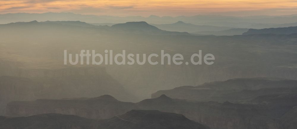 Luftbild Kingman - Felsen- und Berglandschaft in Kingman in Arizona, USA