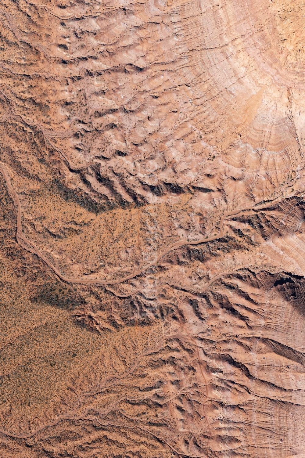 Washington aus der Vogelperspektive: Felsen- und Berglandschaft in Washington in Utah, USA