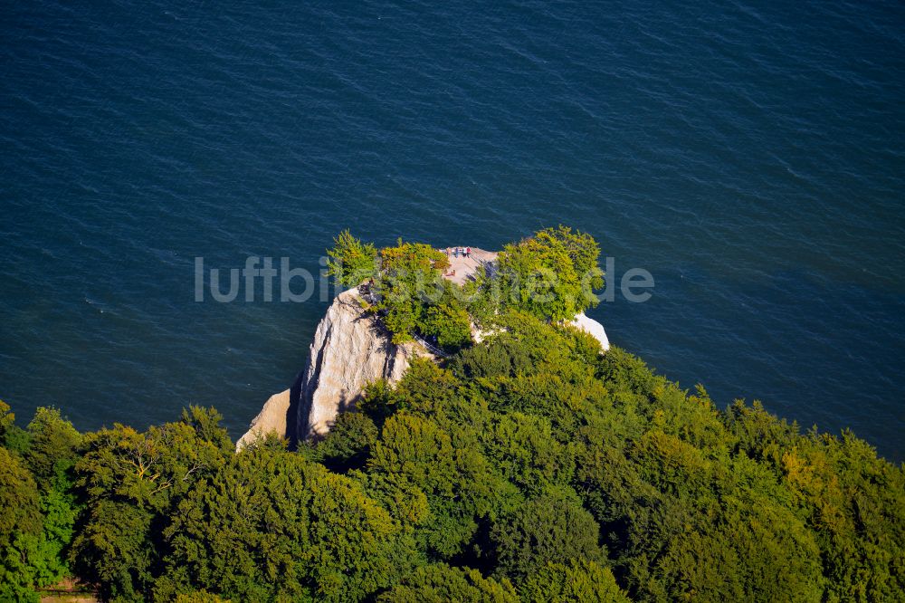 Luftbild Lohme - Felsen- Küsten- Landschaft an der Steilküste - Kreidefelsen Königstuhl - in Lohme im Bundesland Mecklenburg-Vorpommern, Deutschland