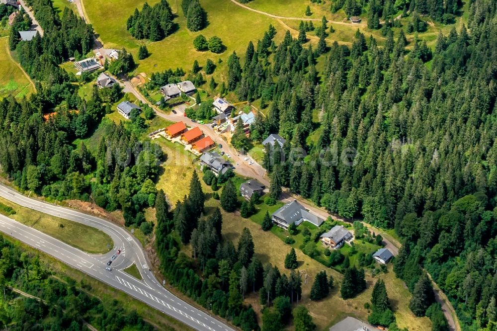 Luftaufnahme Feldberg (Schwarzwald) - Ferienhaus Anlage in Feldberg (Schwarzwald) im Bundesland Baden-Württemberg, Deutschland