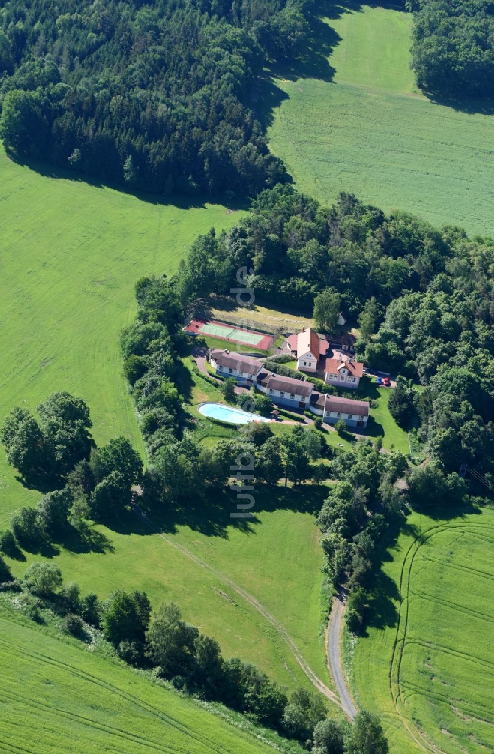 Hradiste aus der Vogelperspektive: Ferienhaus Anlage in Hradiste in Plzensky kraj - Pilsner Region - Böhmen, Tschechien