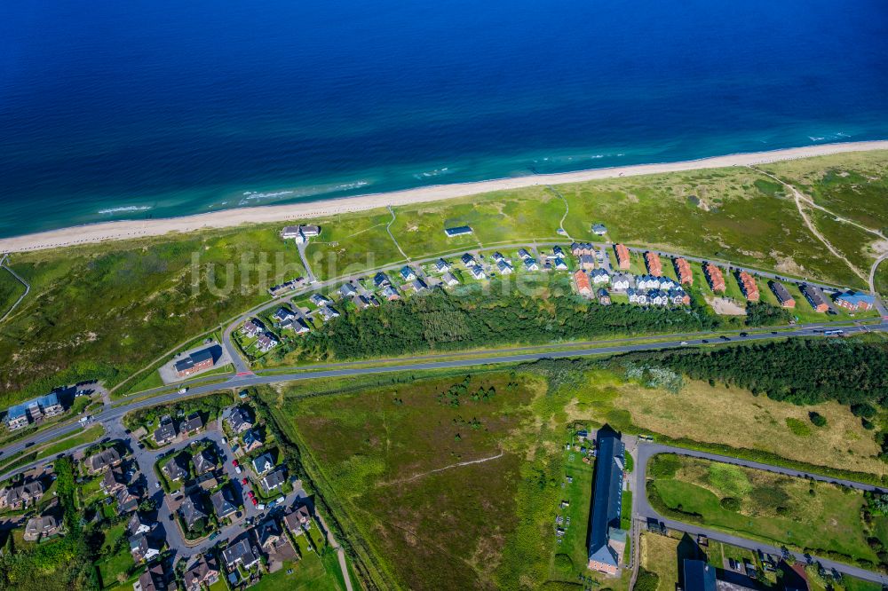 Sylt von oben - Ferienhaus Anlage Am Sandwall in Sylt im Bundesland Schleswig-Holstein, Deutschland