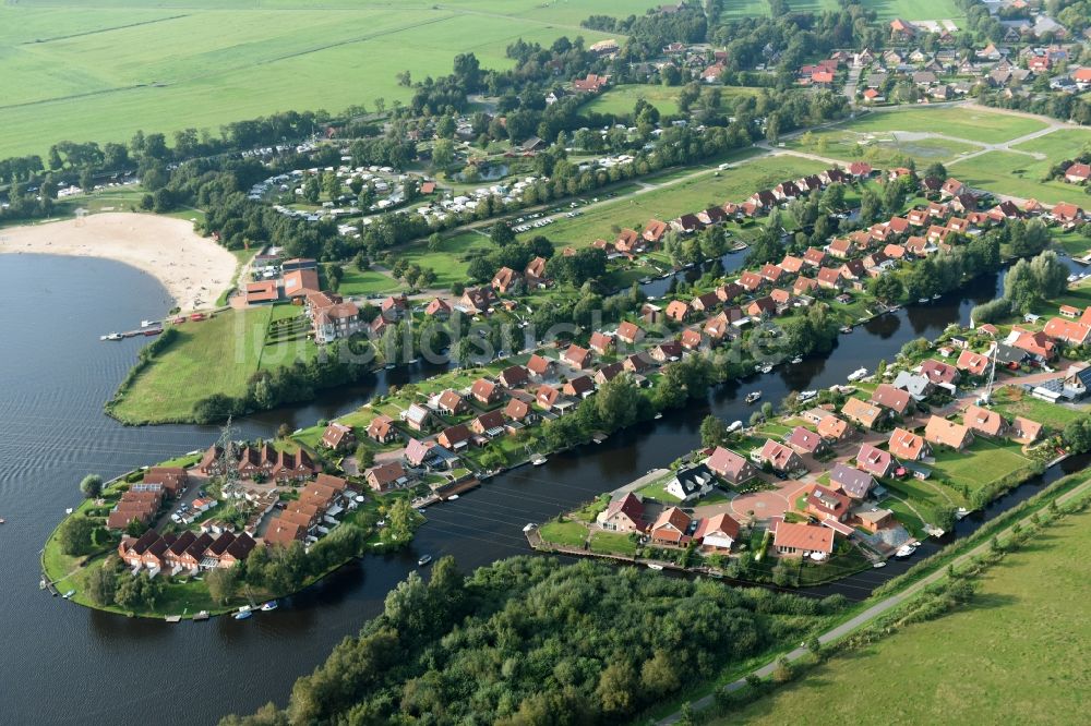 Luftaufnahme Großefehn - Ferienhaus Anlagen am Timmeler Meer in Großefehn im Bundesland Niedersachsen