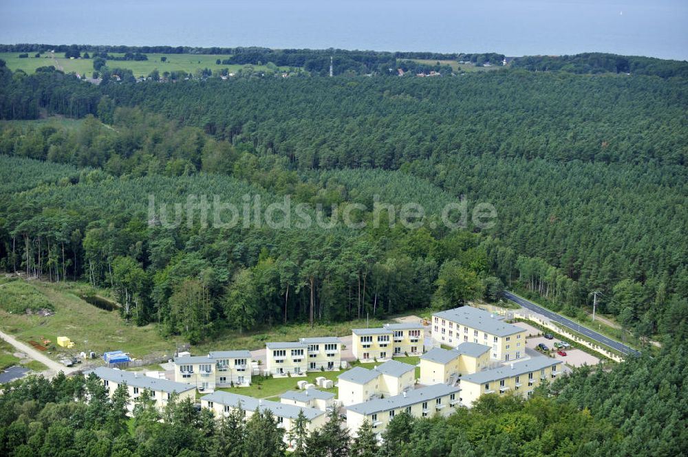 Luftaufnahme Graal-Müritz - Ferienwohnpark im Küstenwald der HAWO Bauträger KG in unmittelbarer Strandnähe im Ostseeheilbad Graal-Müritz