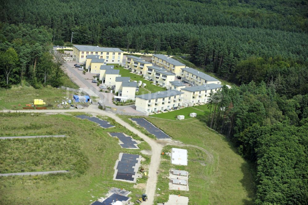 Graal-Müritz von oben - Ferienwohnpark im Küstenwald der HAWO Bauträger KG in unmittelbarer Strandnähe im Ostseeheilbad Graal-Müritz