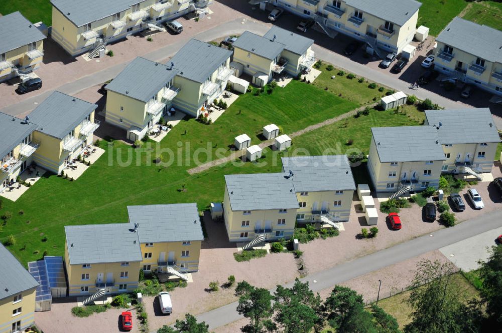 Luftaufnahme OSTSEEBAD GRAL-MÜRITZ - Ferienwohnpark im Küstenwald der HAWO Bauträger KG in unmittelbarer Strandnähe im Ostseeheilbad Graal-Müritz