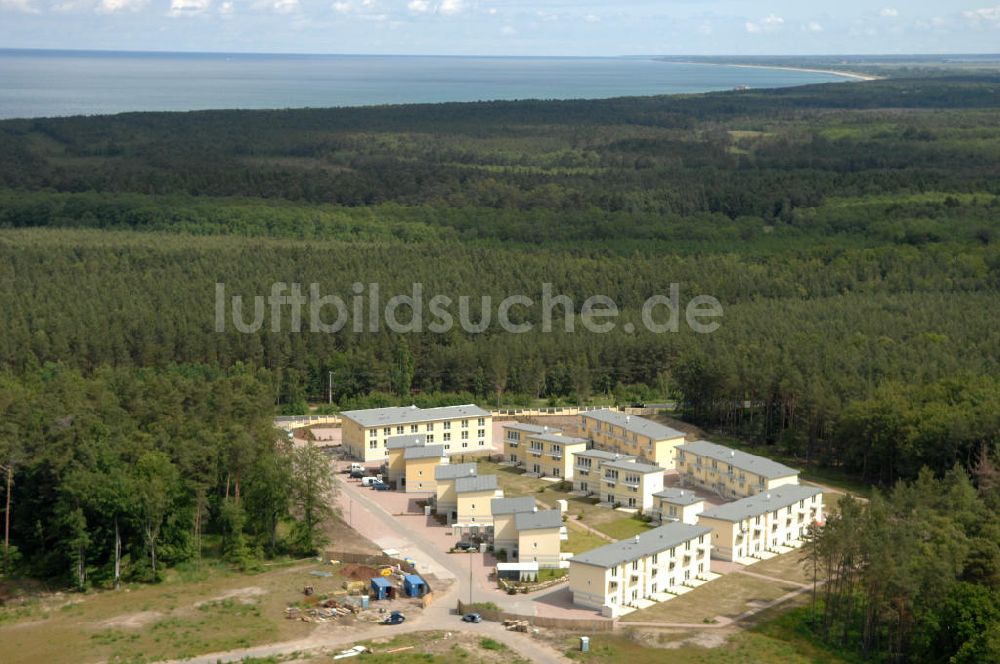 Ostseebad Graal-Müritz aus der Vogelperspektive: Ferienwohnpark im Küstenwald der HAWO Bauträger KG in unmittelbarer Strandnähe im Ostseeheilbad Graal-Müritz