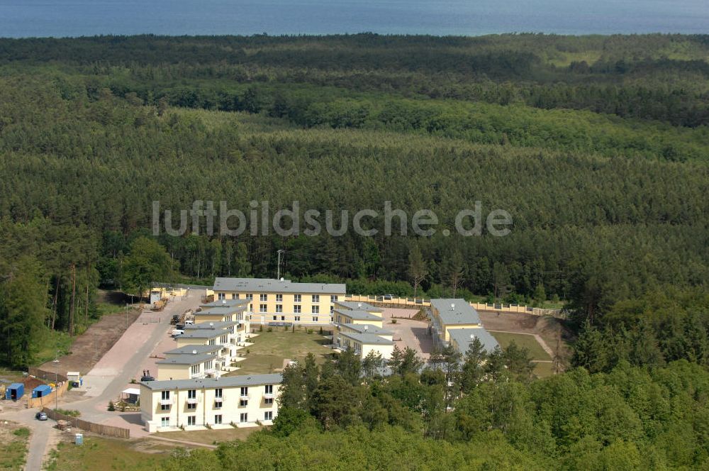 Luftaufnahme Ostseebad Graal-Müritz - Ferienwohnpark im Küstenwald der HAWO Bauträger KG in unmittelbarer Strandnähe im Ostseeheilbad Graal-Müritz