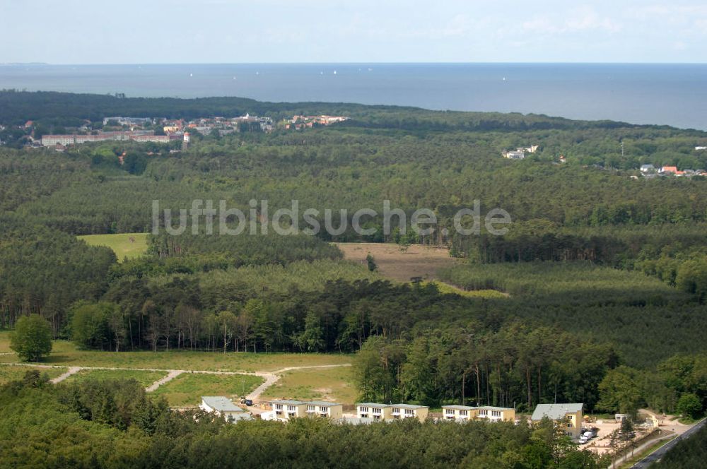 Luftaufnahme Ostseebad Graal-Müritz - Ferienwohnpark im Küstenwald der HAWO Bauträger KG in unmittelbarer Strandnähe im Ostseeheilbad Graal-Müritz