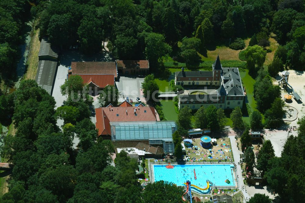 Luftaufnahme Haren (Ems) - Ferienzentrum Schloss Dankern am Dankernsee in Haren (Ems) im Bundesland Niedersachsen, Deutschland