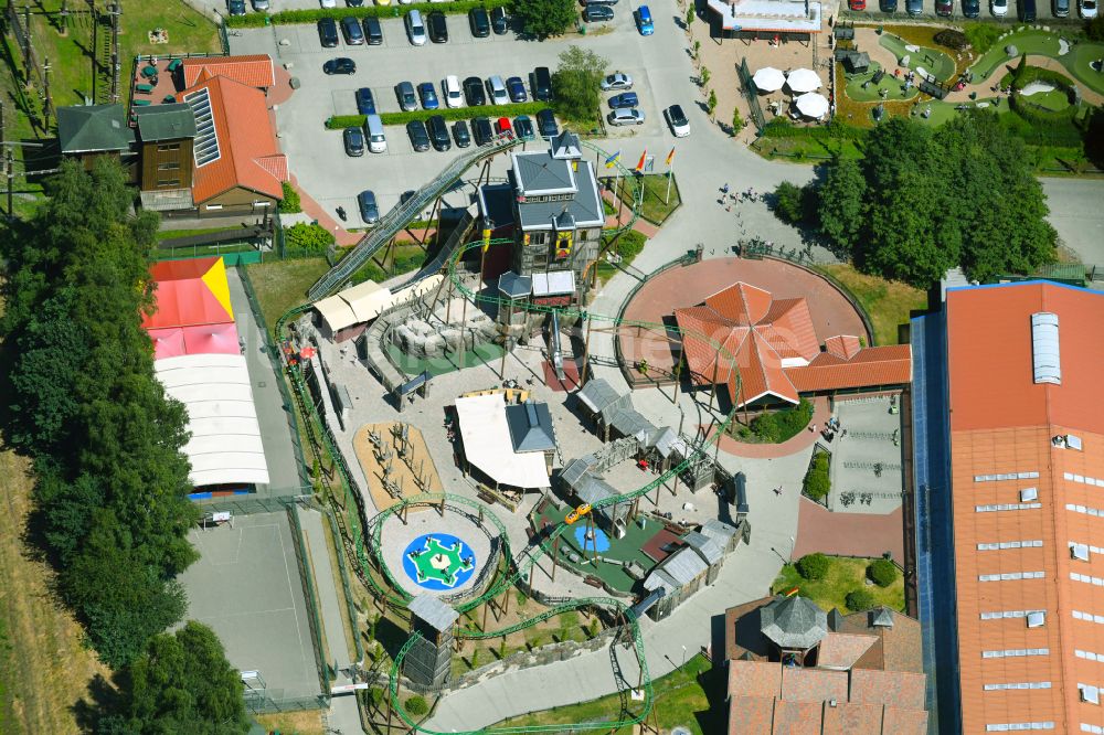 Haren (Ems) aus der Vogelperspektive: Ferienzentrum Schloss Dankern am Dankernsee in Haren (Ems) im Bundesland Niedersachsen, Deutschland