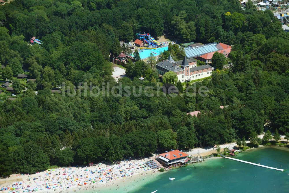 Haren (Ems) von oben - Ferienzentrum Schloss Dankern am Dankernsee in Haren (Ems) im Bundesland Niedersachsen, Deutschland