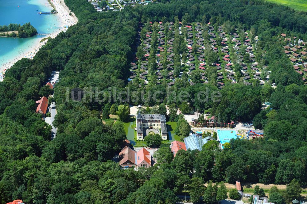 Haren (Ems) von oben - Ferienzentrum Schloss Dankern am Dankernsee in Haren (Ems) im Bundesland Niedersachsen, Deutschland