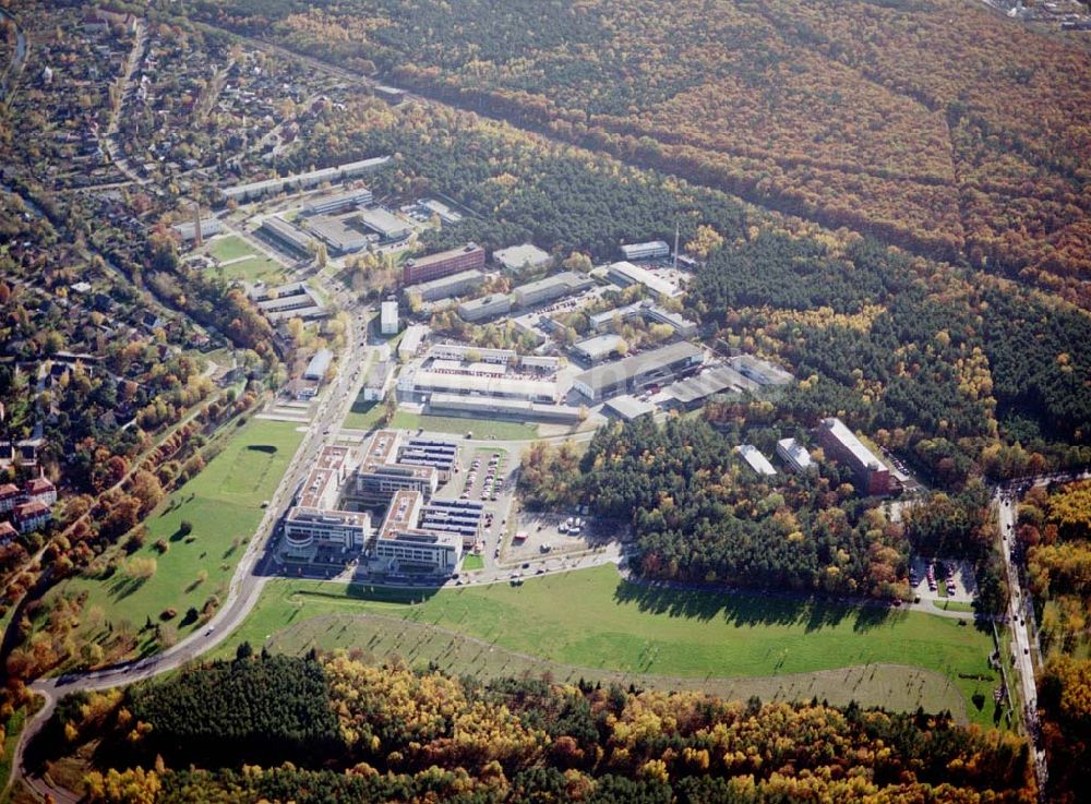 Luftbild Berlin - Köpenick - Feriger Neubau auf dem Gelände des Innovationsparkes Wuhlheide in Berlin - Köpenick.