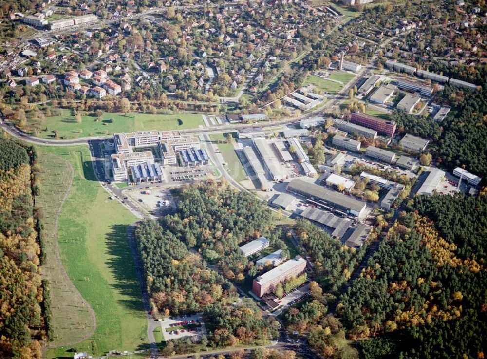 Luftaufnahme Berlin - Köpenick - Feriger Neubau auf dem Gelände des Innovationsparkes Wuhlheide in Berlin - Köpenick.