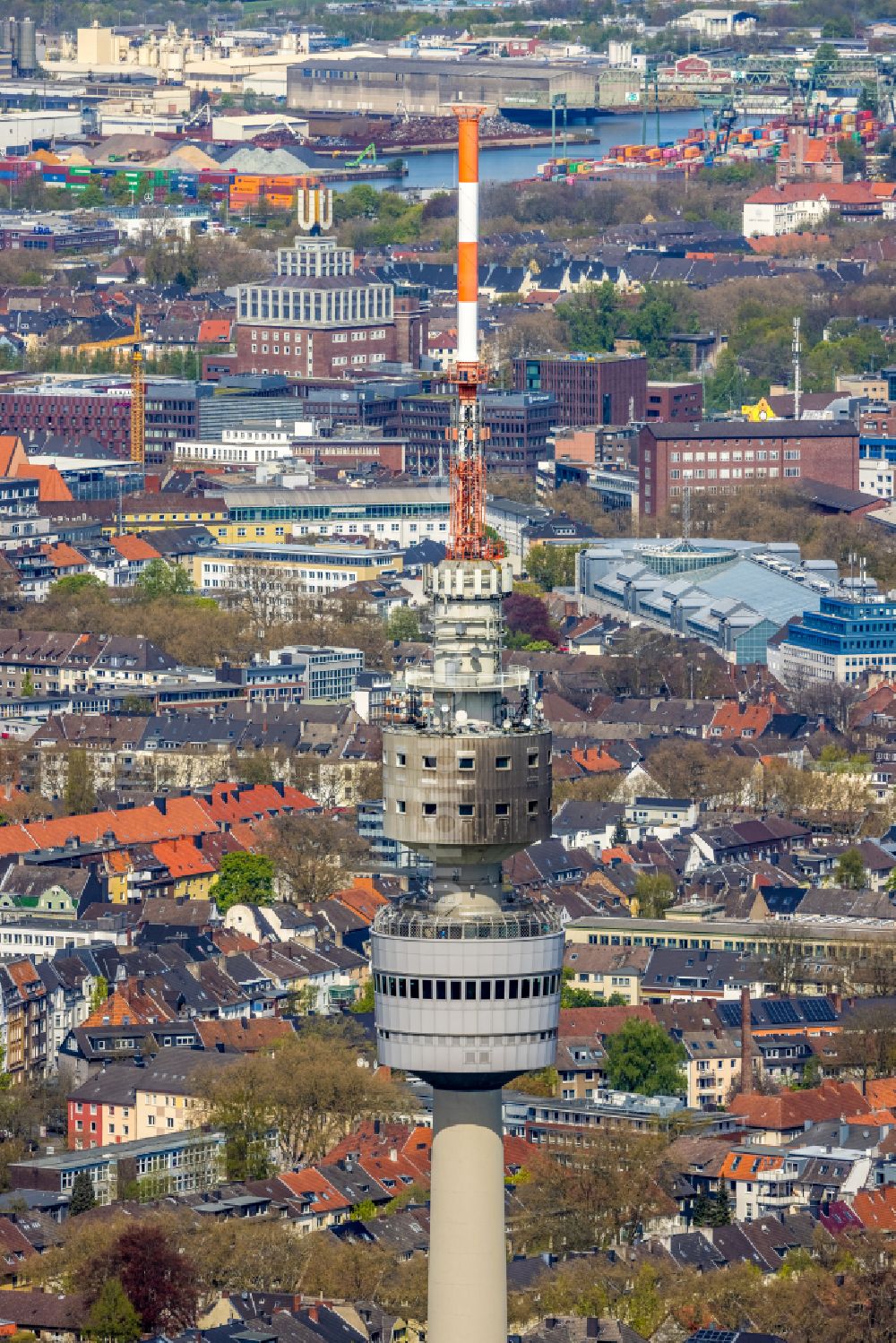 Dortmund von oben - Fernmelde- und Fernsehturm Florian-Turm in Dortmund im Bundesland Nordrhein-Westfalen, Deutschland