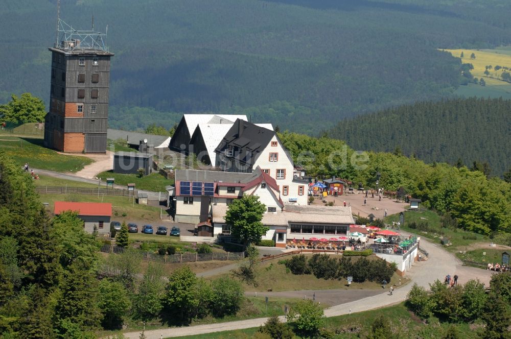 Kurort Brotterode aus der Vogelperspektive: Fernmeldeturm und Fernsehturm in Brotterode im Bundesland Thüringen