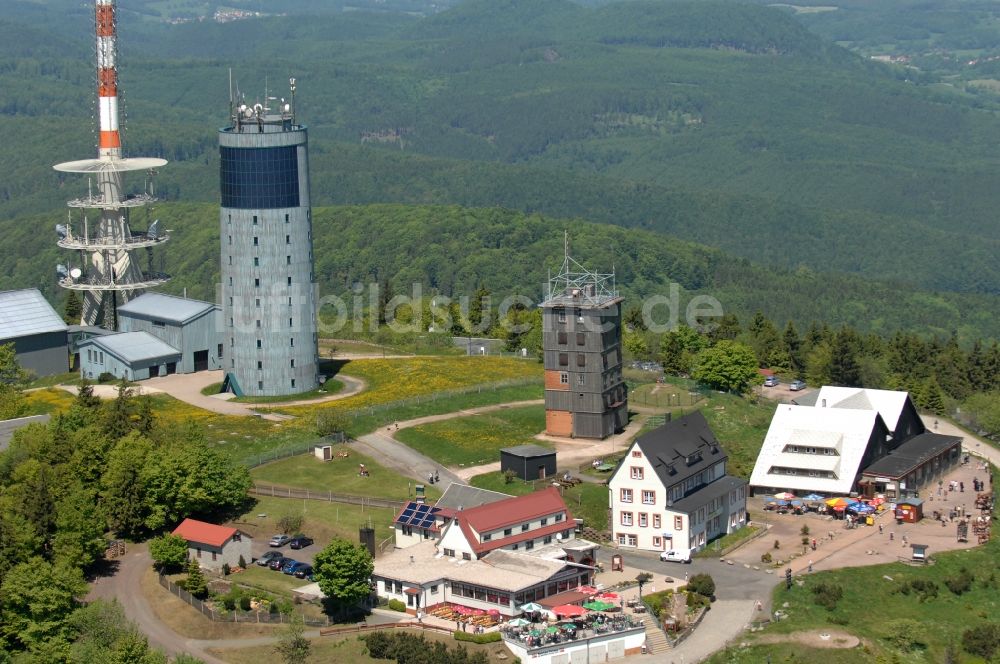 Kurort Brotterode aus der Vogelperspektive: Fernmeldeturm und Fernsehturm in Brotterode im Bundesland Thüringen