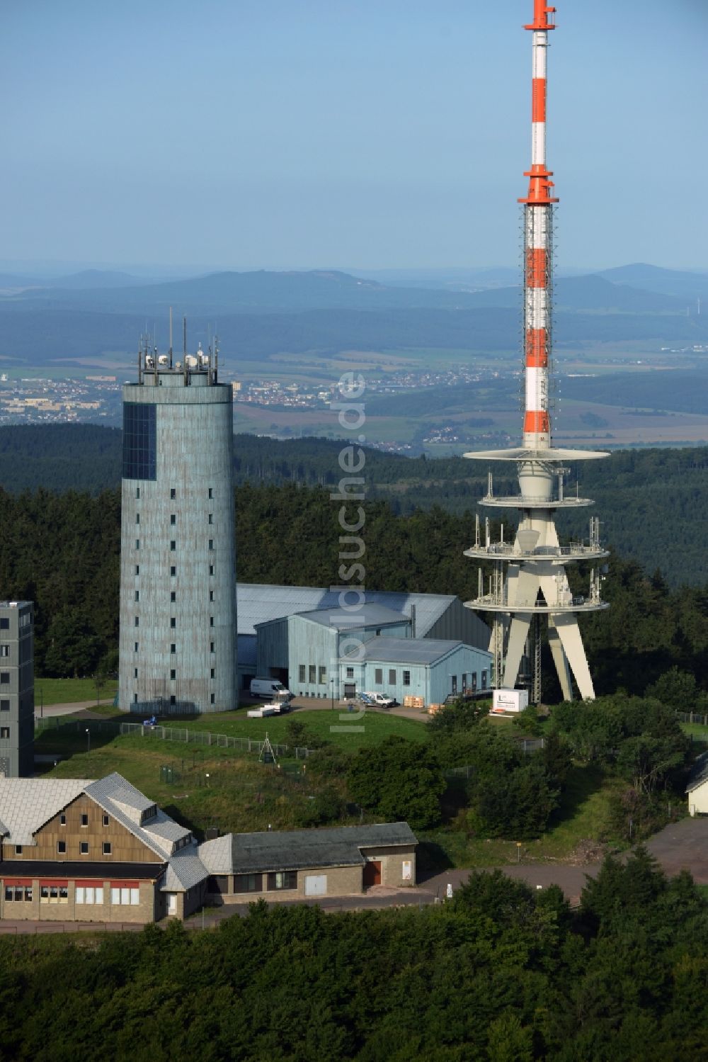 Luftaufnahme Brotterode - Fernmeldeturm und Fernsehturm in Brotterode im Bundesland Thüringen