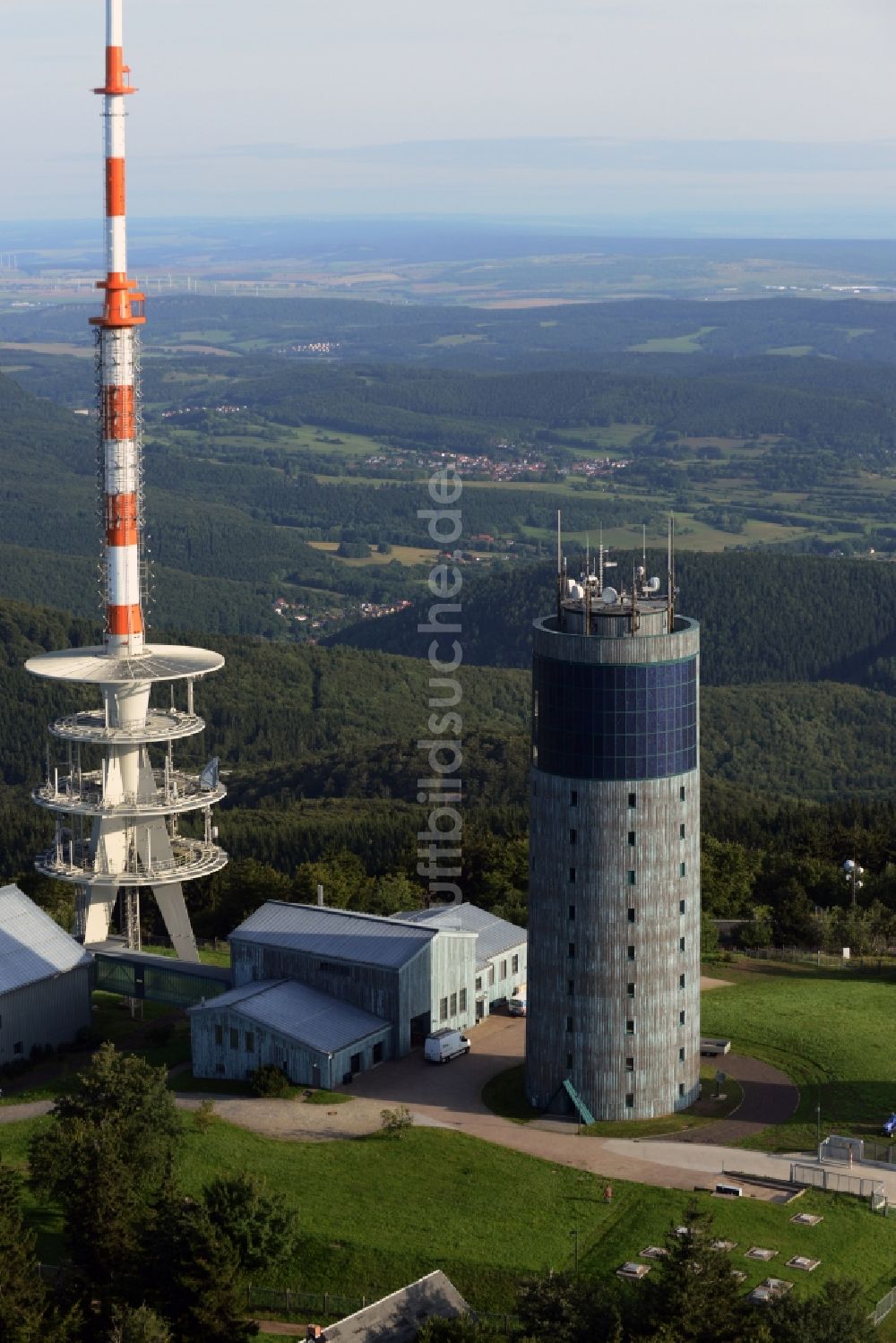 Luftaufnahme Brotterode - Fernmeldeturm und Fernsehturm in Brotterode im Bundesland Thüringen