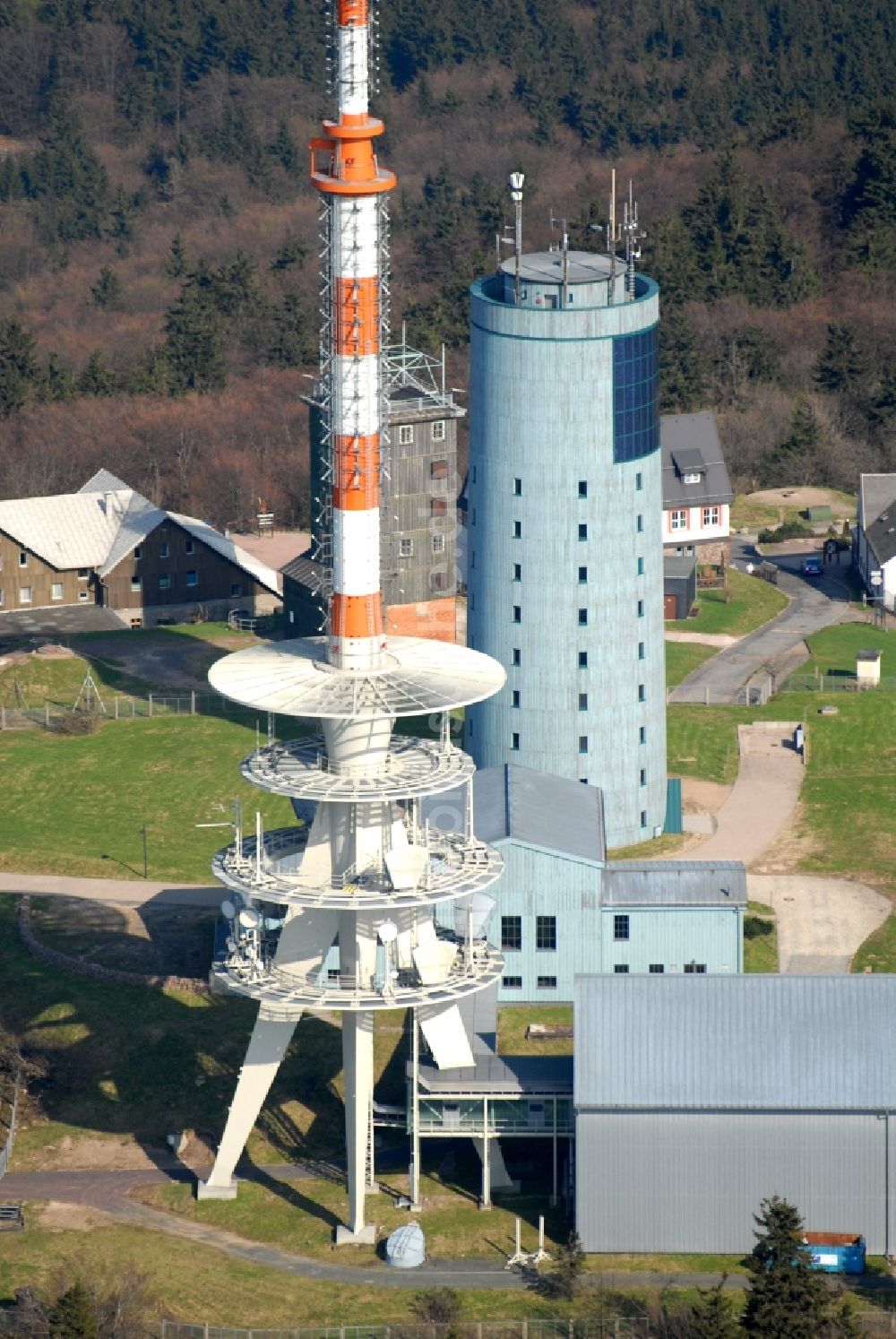 Luftbild Kurort Brotterode - Fernmeldeturm und Fernsehturm in Brotterode im Bundesland Thüringen