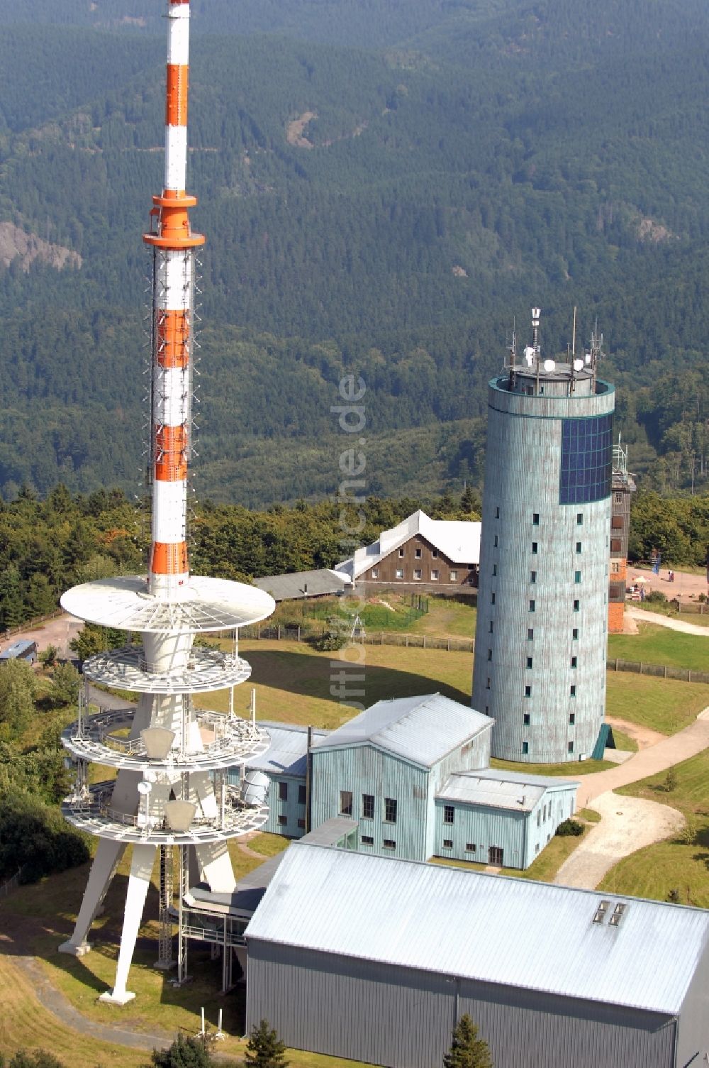 Kurort Brotterode von oben - Fernmeldeturm und Fernsehturm in Brotterode im Bundesland Thüringen