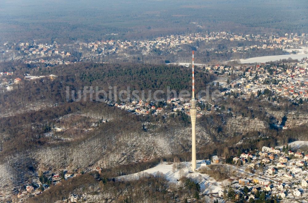 Luftaufnahme Dresden - Fernmeldeturm und Fernsehturm in Dresden im Bundesland Sachsen