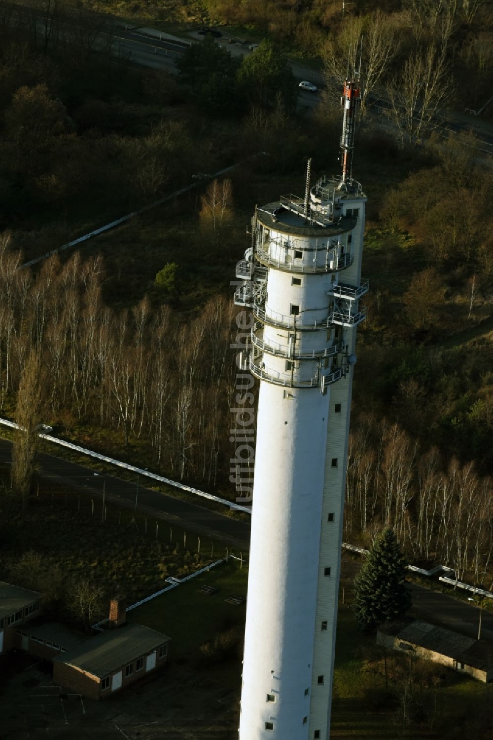 Frankfurt (Oder) von oben - Fernmeldeturm und Fernsehturm in Frankfurt (Oder) im Bundesland Brandenburg