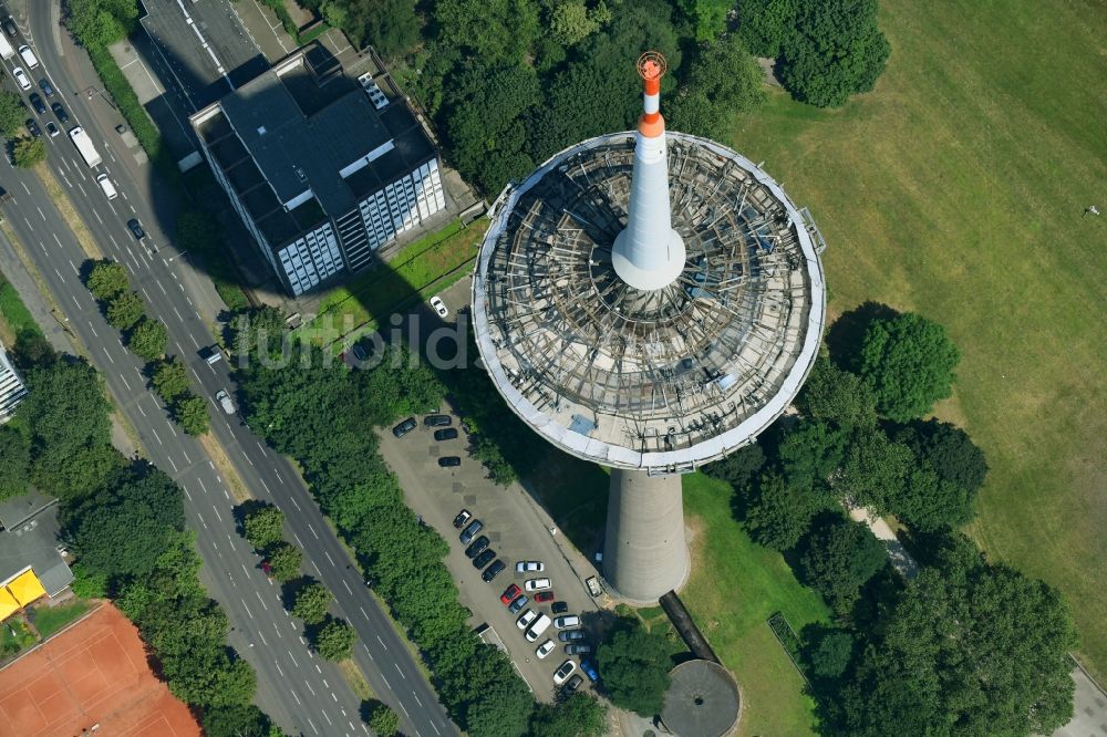 Luftaufnahme Köln - Fernmeldeturm und Fernsehturm in Köln im Bundesland Nordrhein-Westfalen, Deutschland