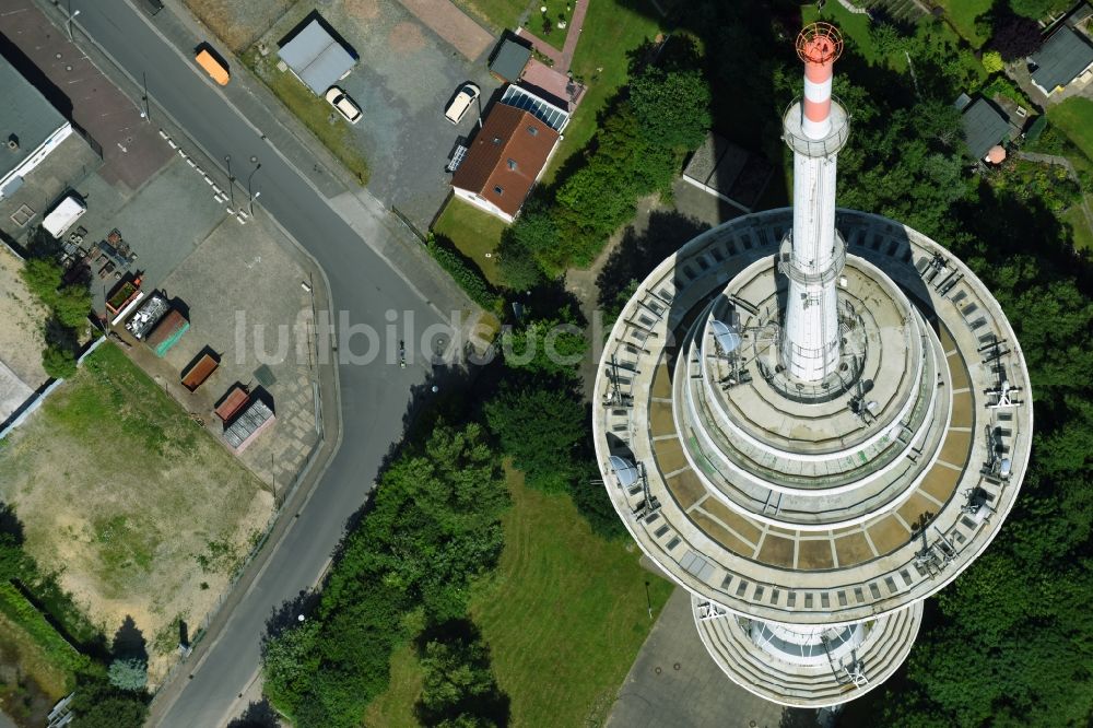 Cuxhaven von oben - Fernmeldeturm und Fernsehturm im Ortsteil Süder- und Westerwisch in Cuxhaven im Bundesland Niedersachsen, Deutschland