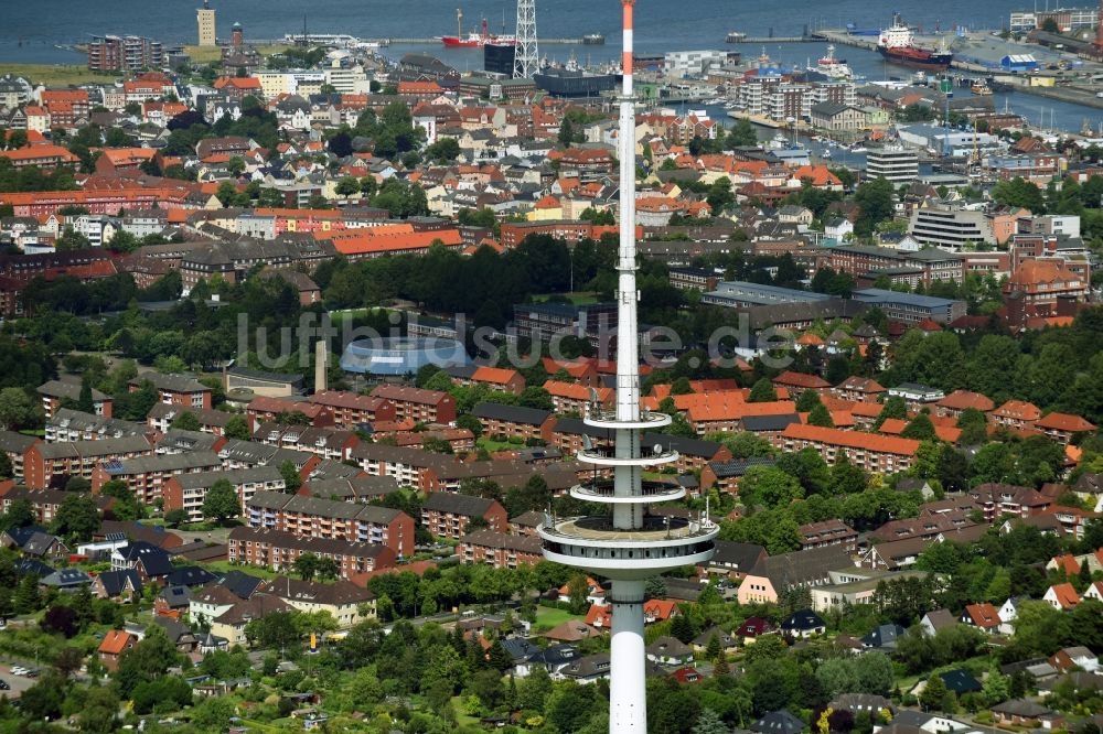 Luftaufnahme Cuxhaven - Fernmeldeturm und Fernsehturm im Ortsteil Süder- und Westerwisch in Cuxhaven im Bundesland Niedersachsen, Deutschland