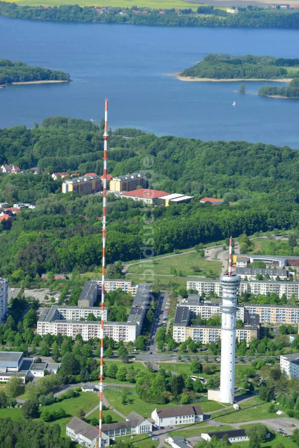 Luftbild Schwerin - Fernmeldeturm und Fernsehturm in Schwerin im Bundesland Mecklenburg-Vorpommern