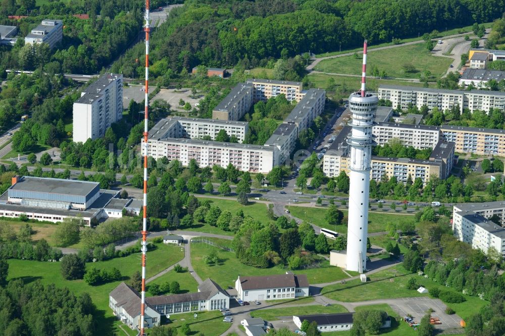 Schwerin von oben - Fernmeldeturm und Fernsehturm in Schwerin im Bundesland Mecklenburg-Vorpommern