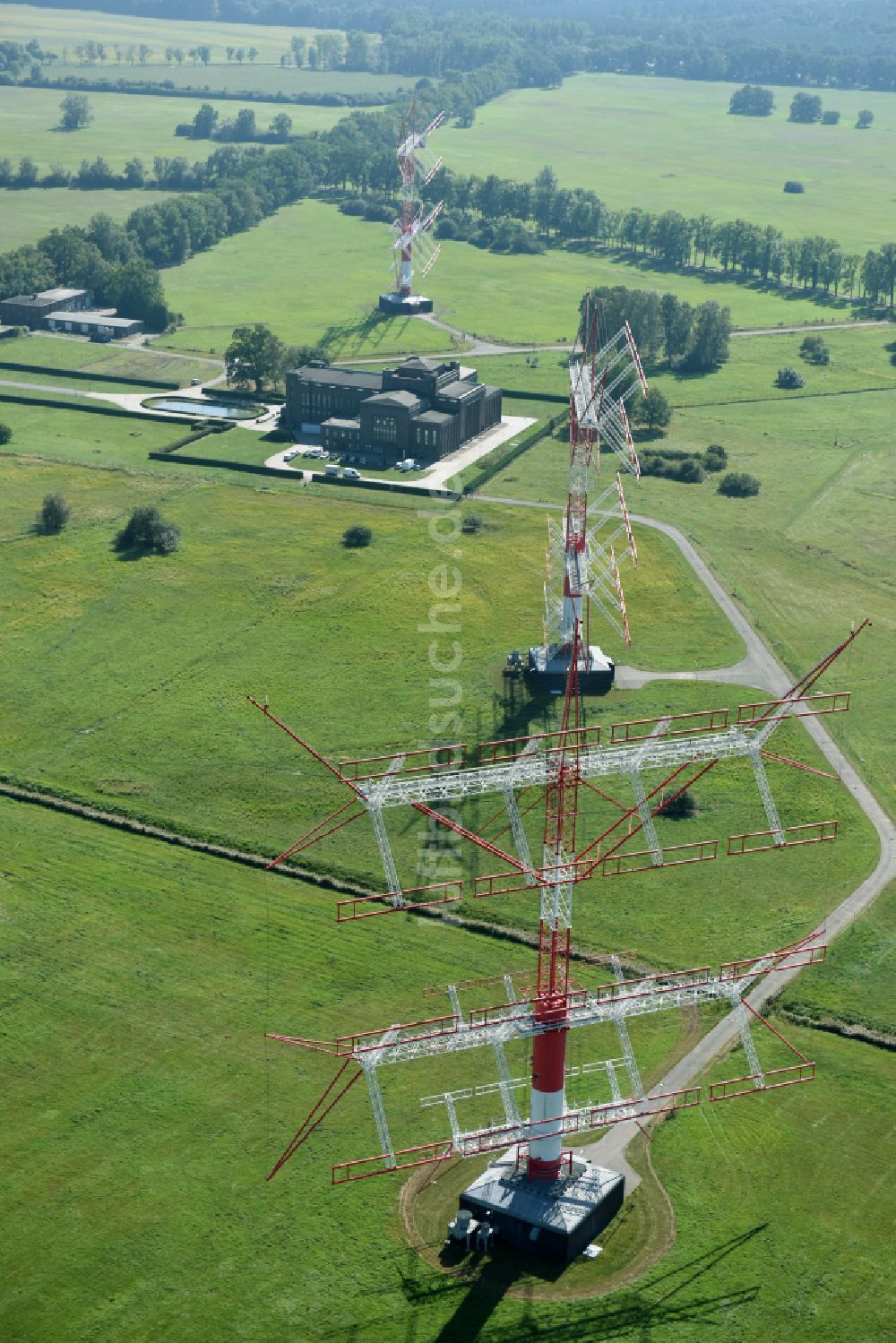 Weinberg von oben - Fernmeldeturm und Grundnetzsender Großfunkstelle Nauen in Weinberg im Bundesland Brandenburg, Deutschland