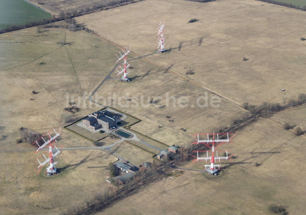 Weinberg von oben - Fernmeldeturm und Grundnetzsender Großfunkstelle Nauen in Weinberg im Bundesland Brandenburg, Deutschland