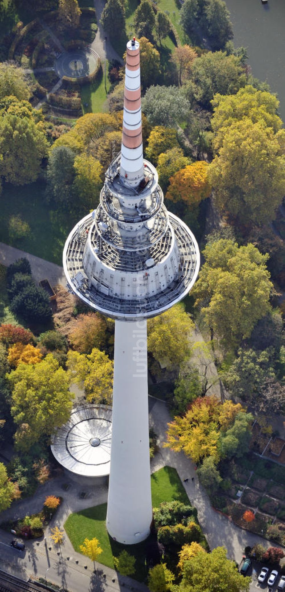 Mannheim aus der Vogelperspektive: Fernmeldeturm Mannheim