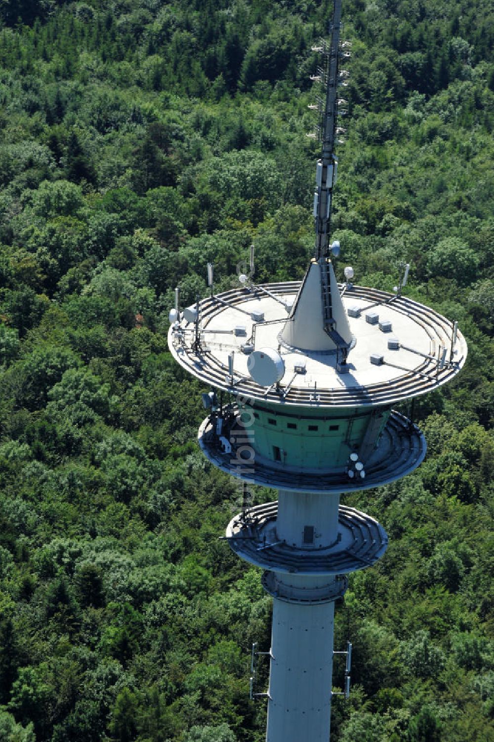 BOLLSTADT aus der Vogelperspektive: Fernmeldeturm Rauhe Wanne in Bollstadt in Bayern