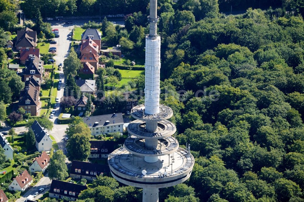 Kiel aus der Vogelperspektive: Fernmeldeturm im Vieburger Gehölz in Kiel im Bundesland Schleswig-Holstein