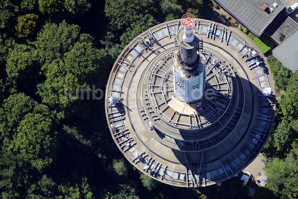 Kiel von oben - Fernmeldeturm im Vieburger Gehölz in Kiel im Bundesland Schleswig-Holstein