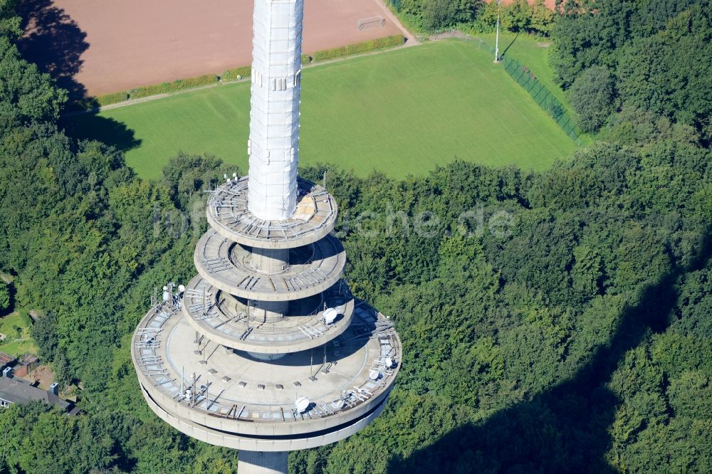 Luftaufnahme Kiel - Fernmeldeturm im Vieburger Gehölz in Kiel im Bundesland Schleswig-Holstein