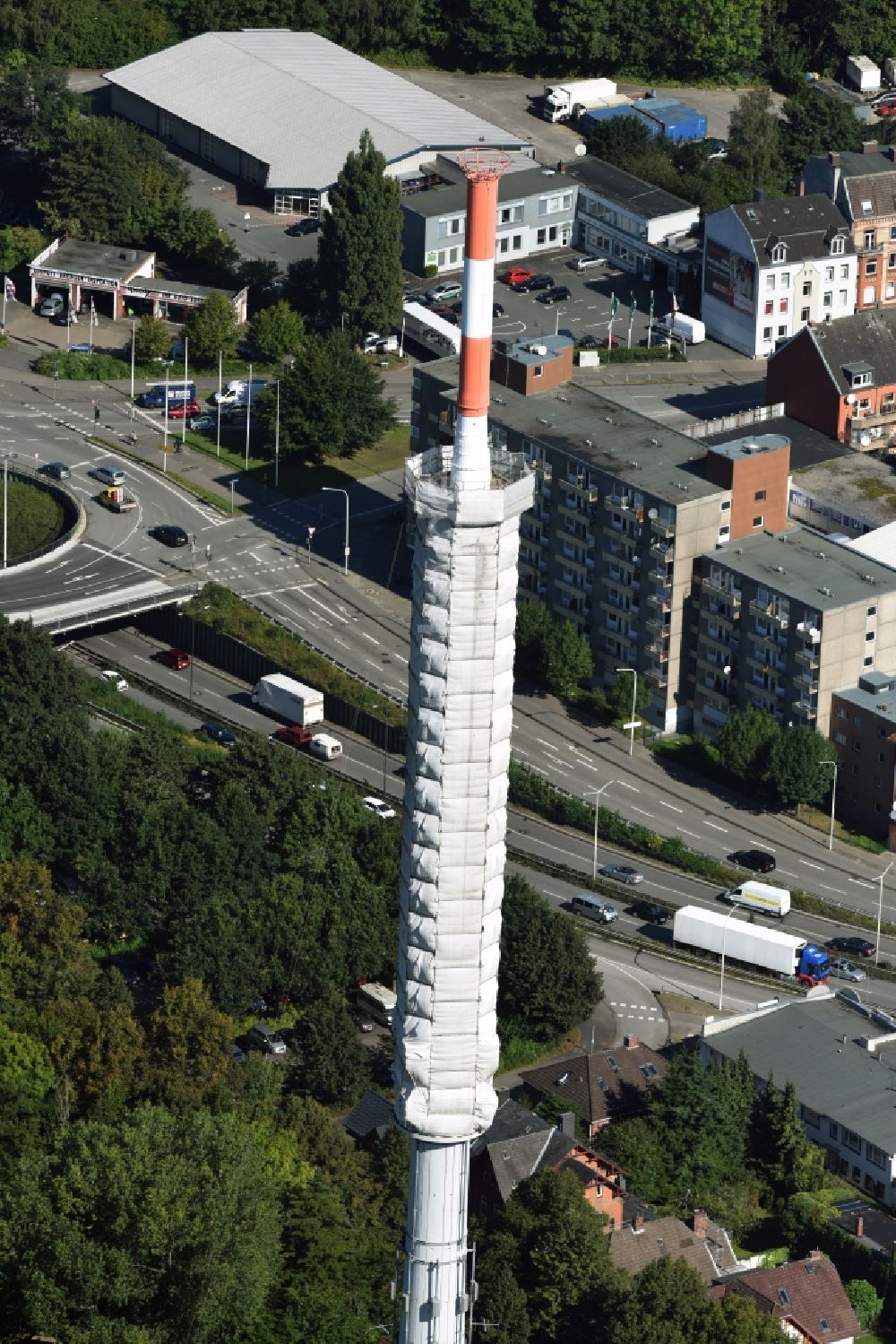 Luftaufnahme Kiel - Fernmeldeturm im Vieburger Gehölz in Kiel im Bundesland Schleswig-Holstein