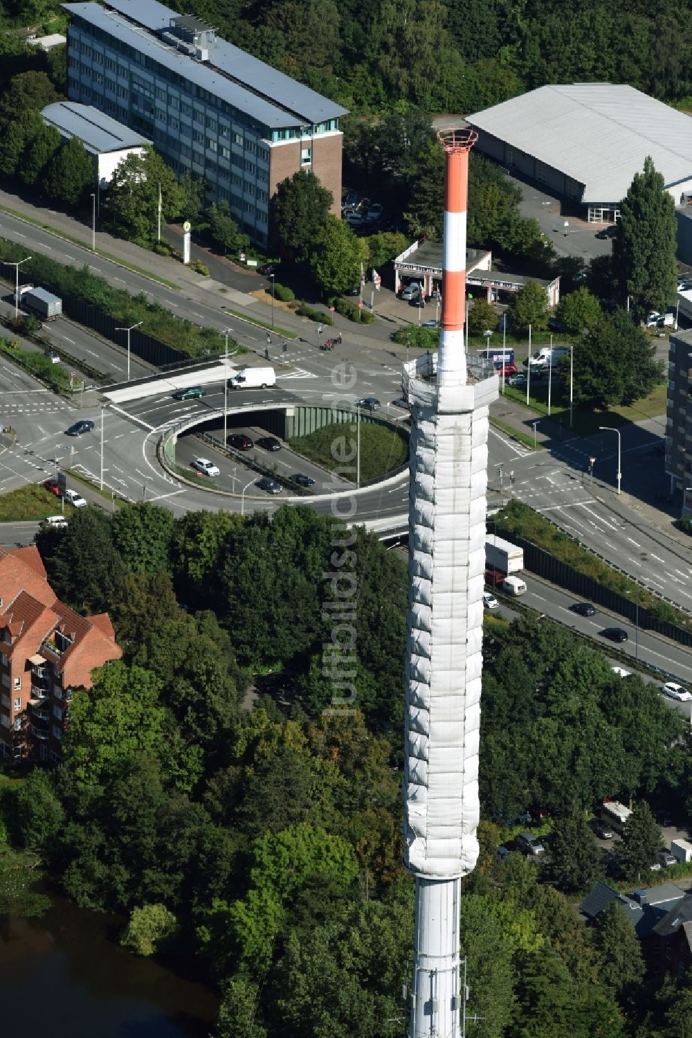 Kiel von oben - Fernmeldeturm im Vieburger Gehölz in Kiel im Bundesland Schleswig-Holstein