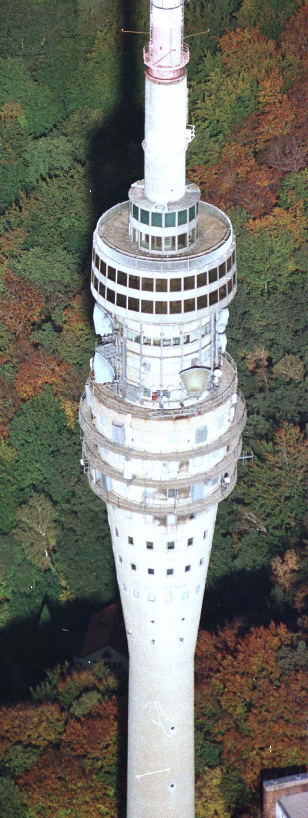 Dresden von oben - Fernsehturm Dresden Klotsche