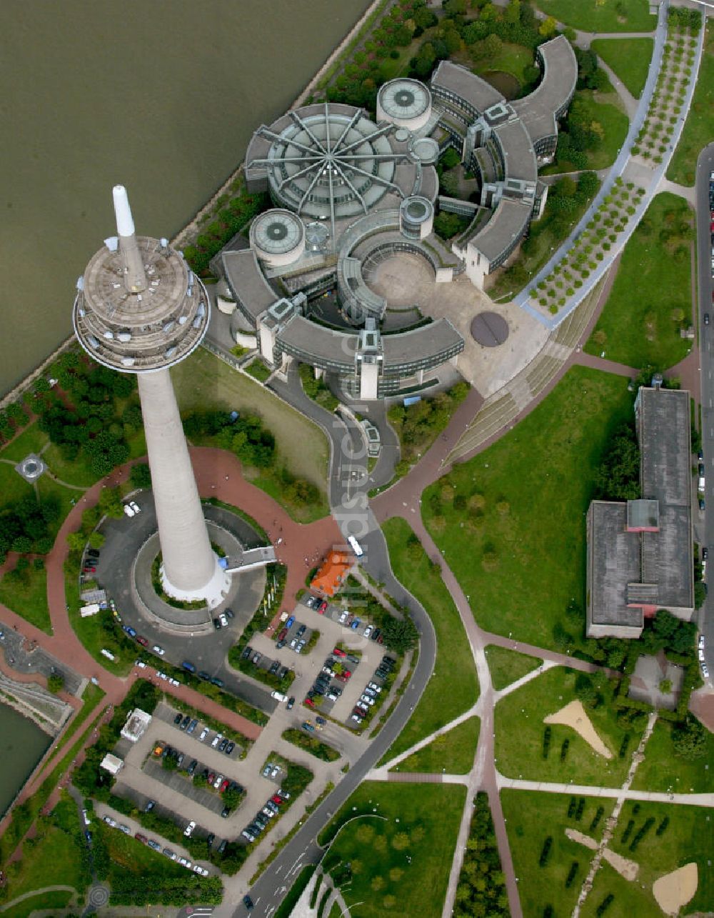 Luftbild Düsseldorf - Fernsehturm Duesseldorf