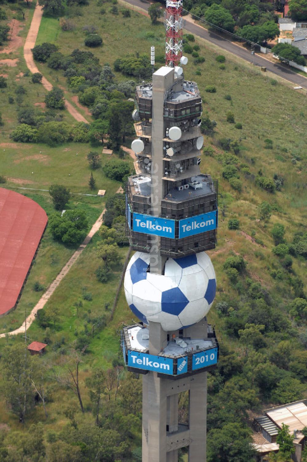 Luftbild Pretoria - Fernsehturm / TV Tower / John Vorster Tower in Pretoria Südafrika / South Africa